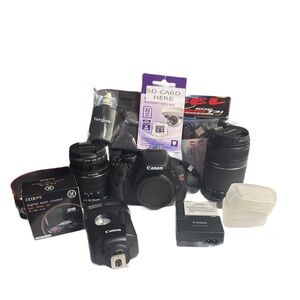 Canon EOS Rebel T3i LIKE NEW